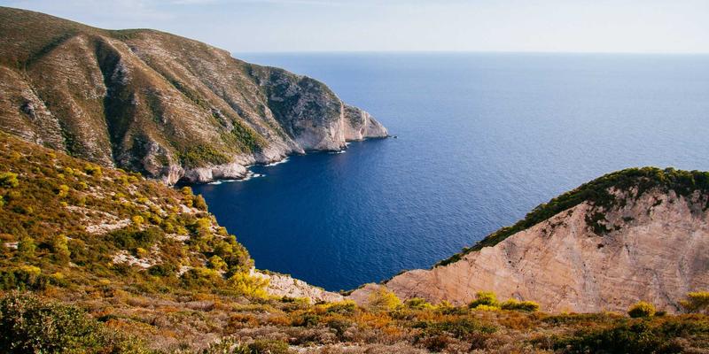 基于ZSZ100的能源精细化管理与碳足迹核算实践：一套实用工具与知识库的综合信息解决方案