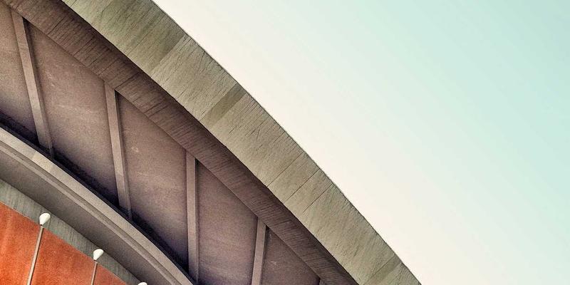 资源分享：如何利用ZSZ100历史数据存储功能进行设备能效基准分析与改进